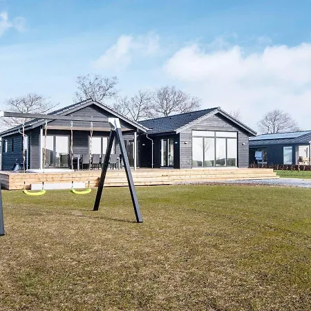 12 Person In 4* Haderslev